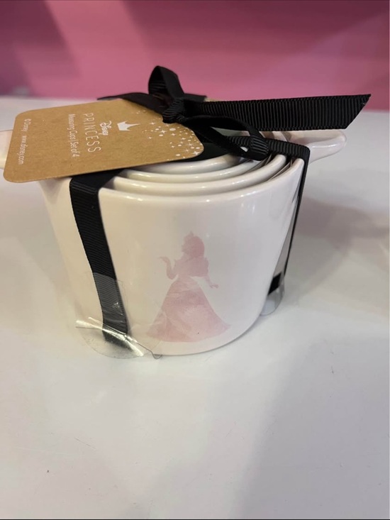Rae Dunn Other - Rae Dunn White Ceramic Measuring Cup Set with Pink Detail